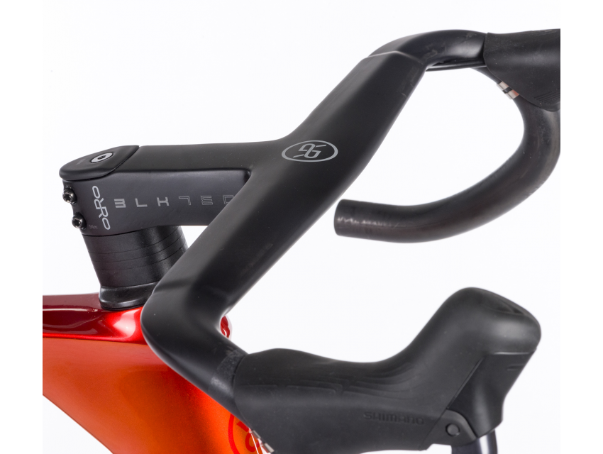 BlkTec R8 One Piece Carbon HandleBar & Stem